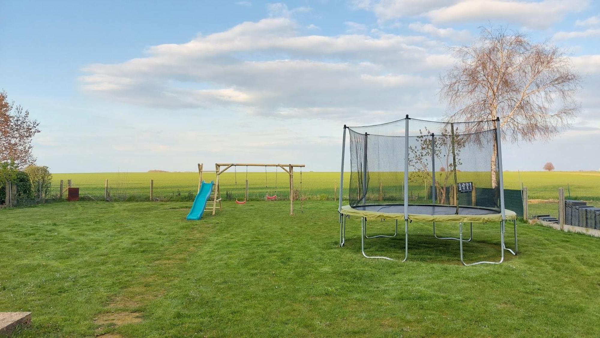 Maison De Vacances Situee Entre Liege, Tongres Et Vise Slins Bagian luar foto